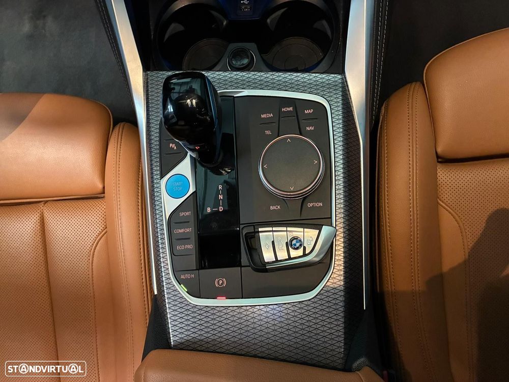 BMW i4 eDrive40 Pack Desportivo M - 31