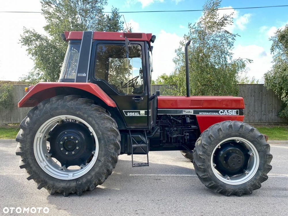 Case IH INTERNATIONAL 956XL - 7