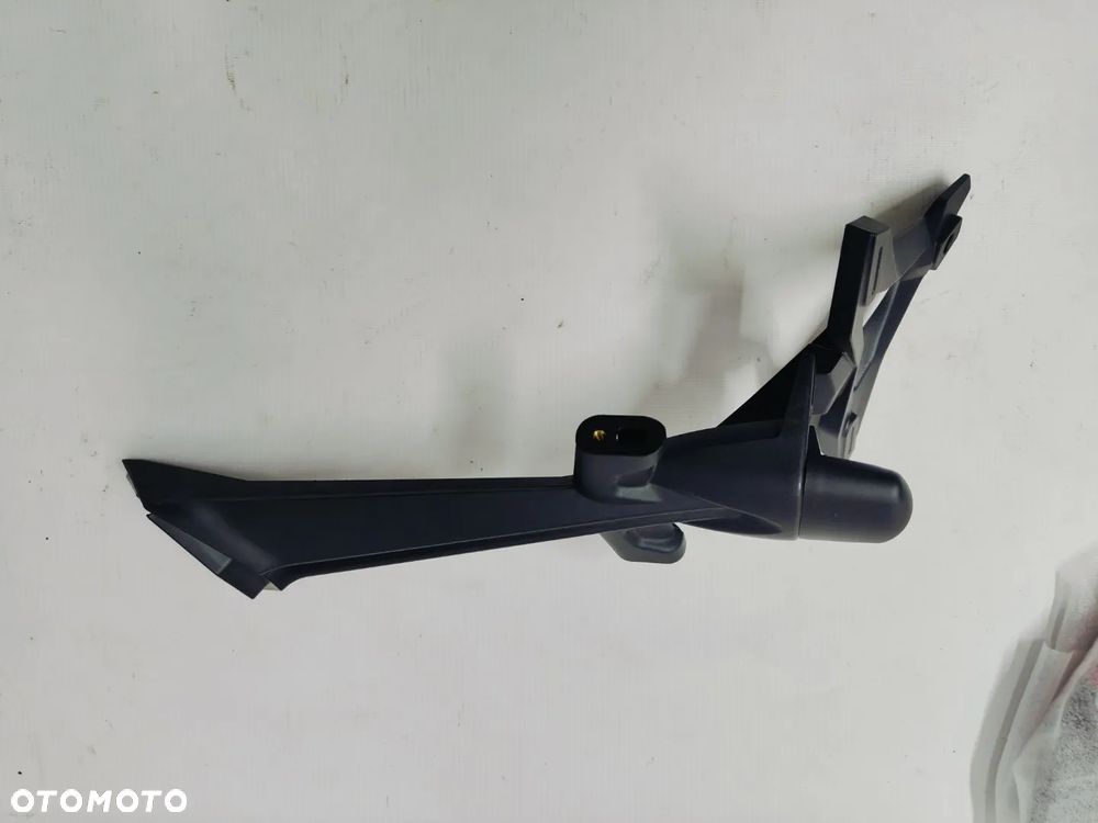 Uchwyt mocowanie tablicy Triumph Speed Triple