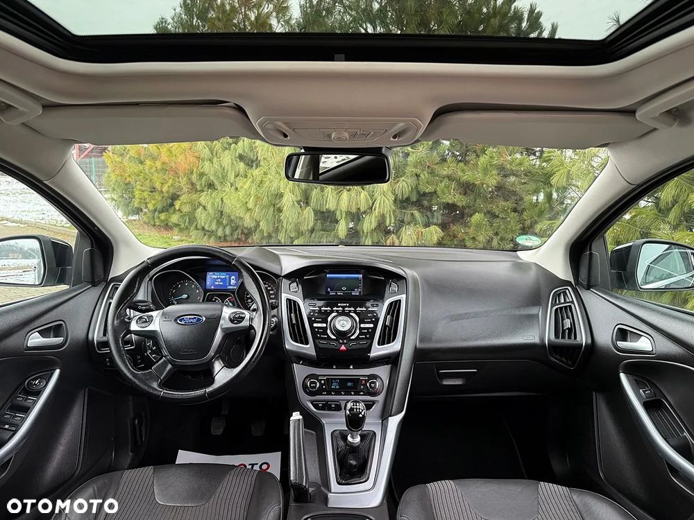 Ford Focus 1.6 EcoBoost Titanium - 31