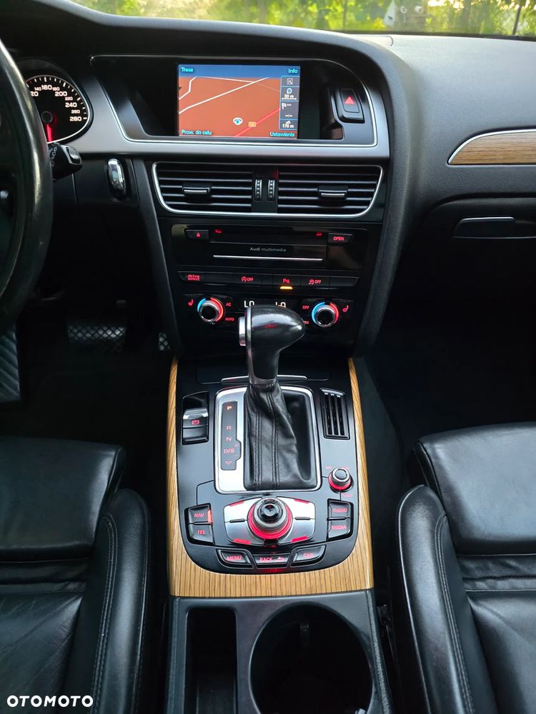 Audi A4 Allroad 2.0 TDI Quattro S tronic - 39