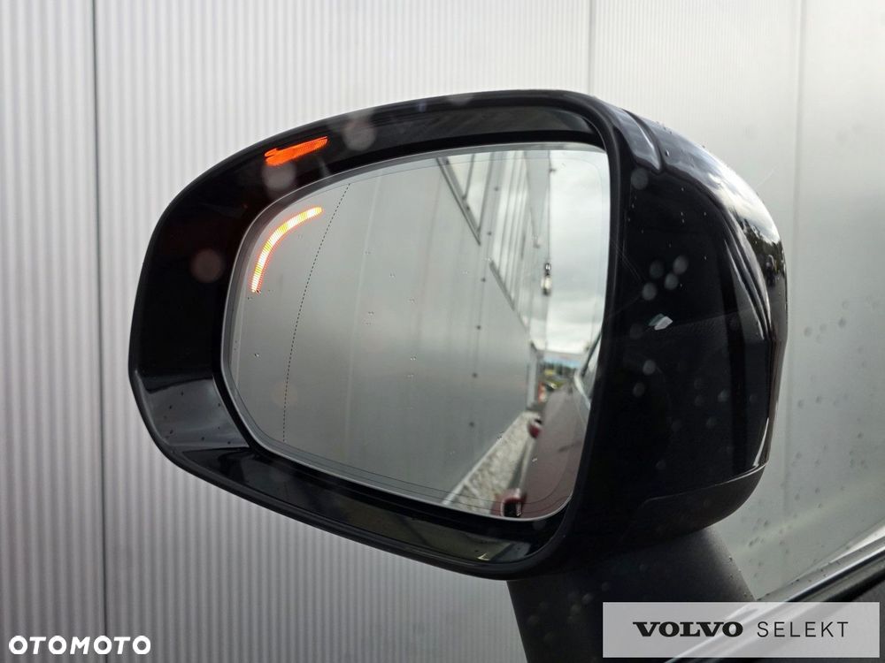Volvo XC 60 - 36