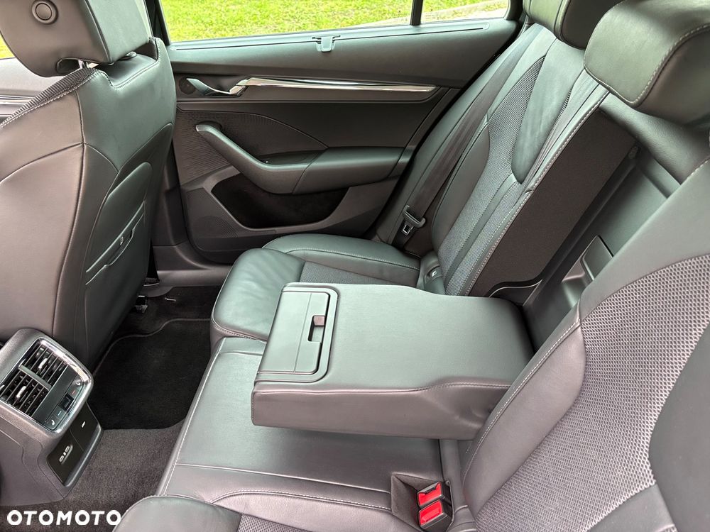 Skoda Octavia 2.0 TDI SCR Style DSG - 28