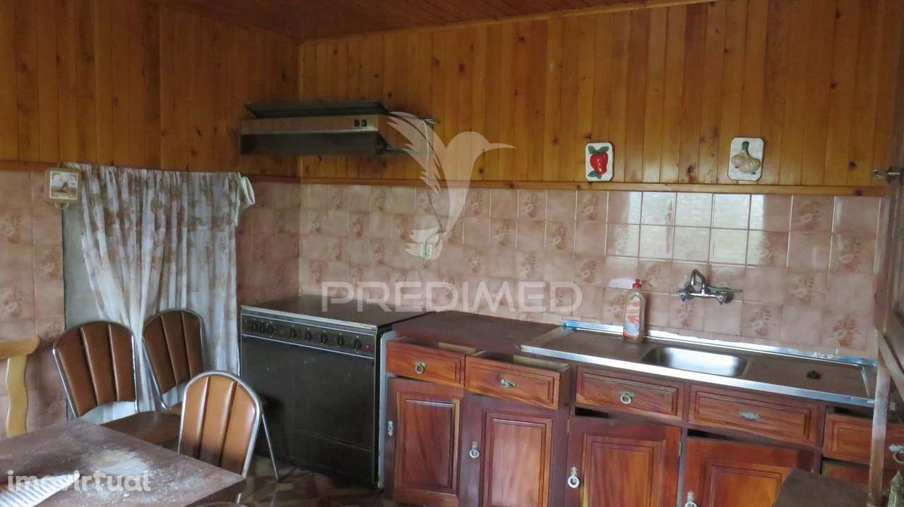 Moradia Térrea T2 com Terreno (750m2) no Santo da Serra - Grande imagem: 4/12