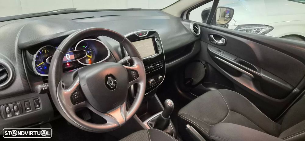 Renault Clio Sport Tourer 1.5 dCi - 9