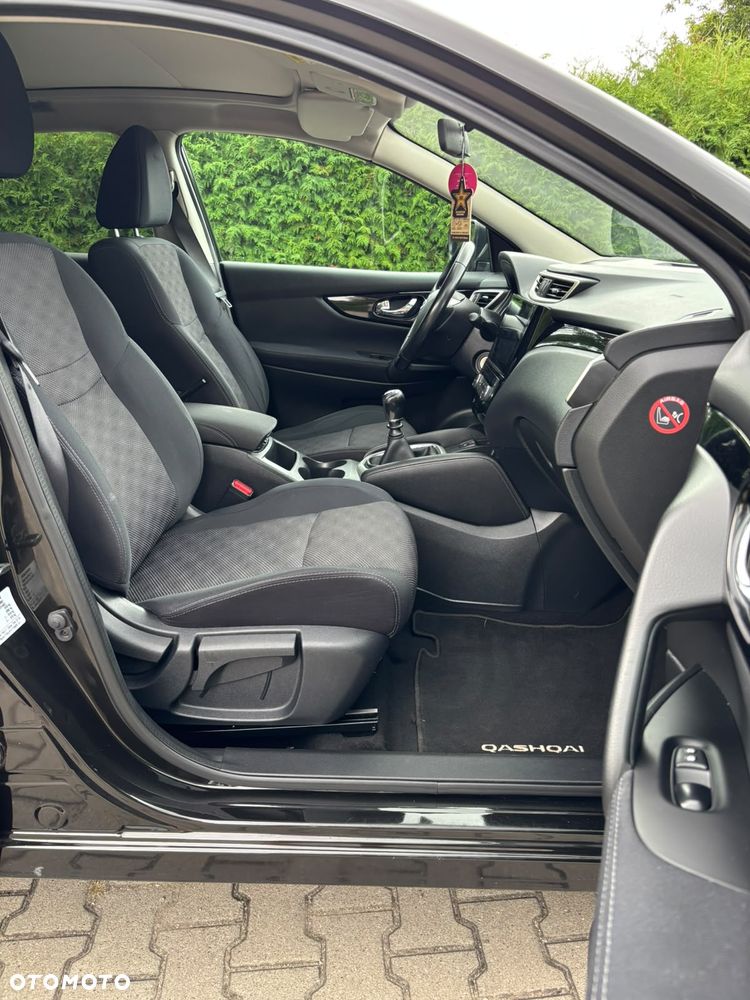 Nissan Qashqai 1.5 dCi N-Connecta EU6 - 10