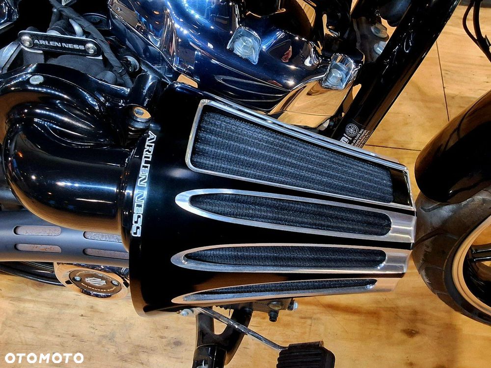 Harley-Davidson Softail - 3