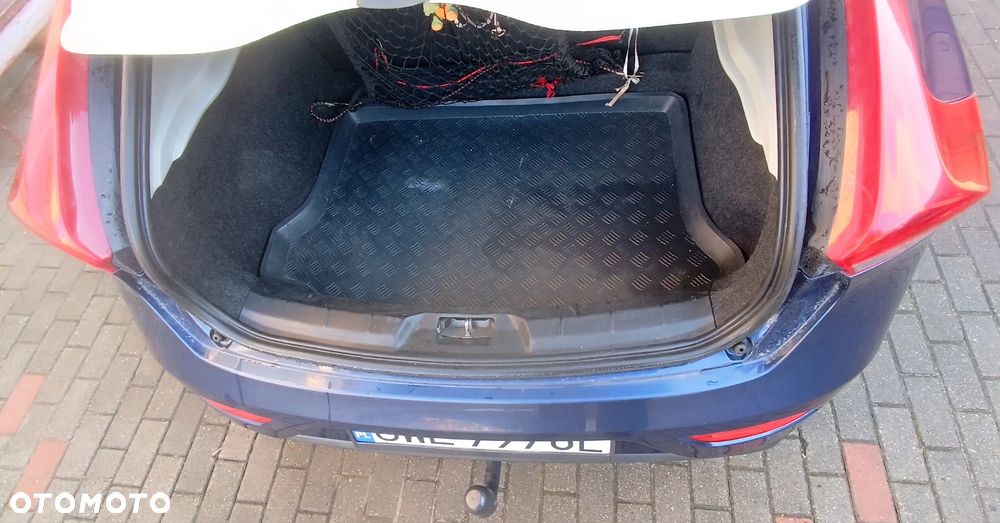 Volvo V40 2014 photo 4