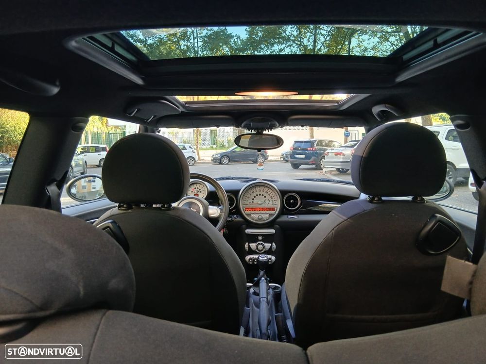 MINI 3 Portas One - 12