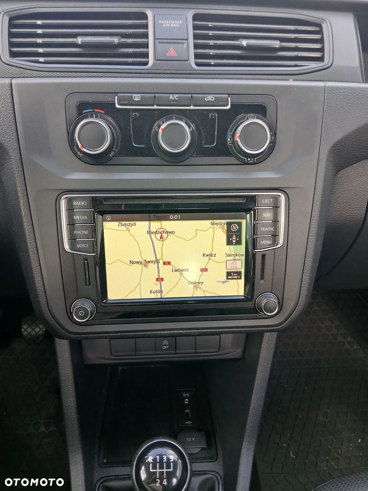 Volkswagen Caddy 2.0 TDI Comfortline - 12