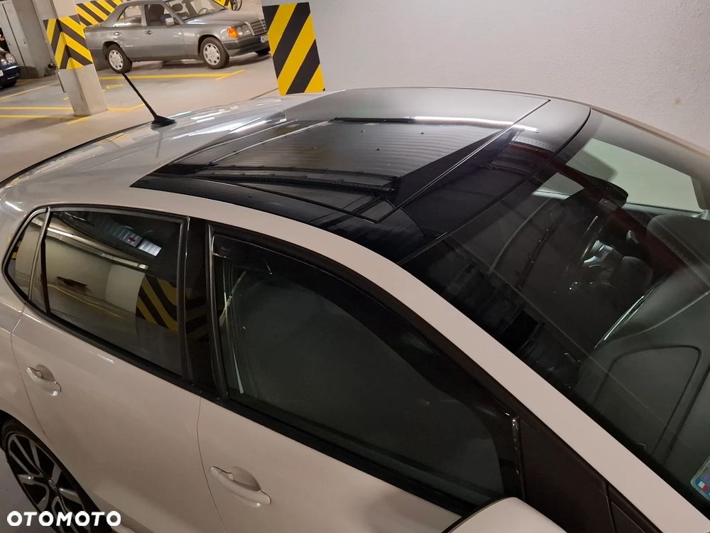 Volkswagen Polo 1.8 TSI BMT GTI DSG - 10