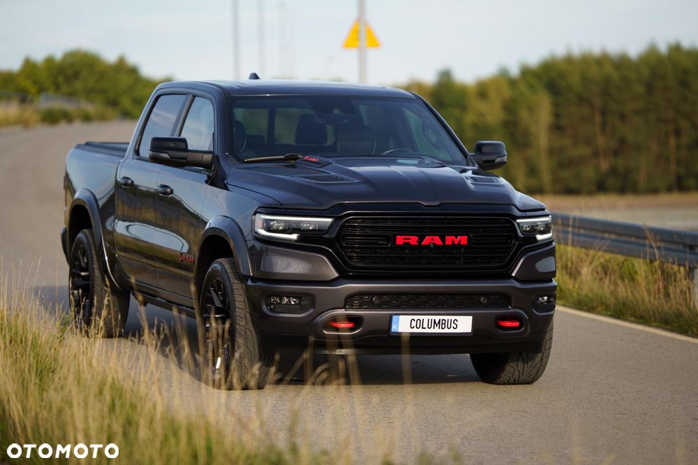 RAM 1500 Crew Cab Shortbed Limited - 13