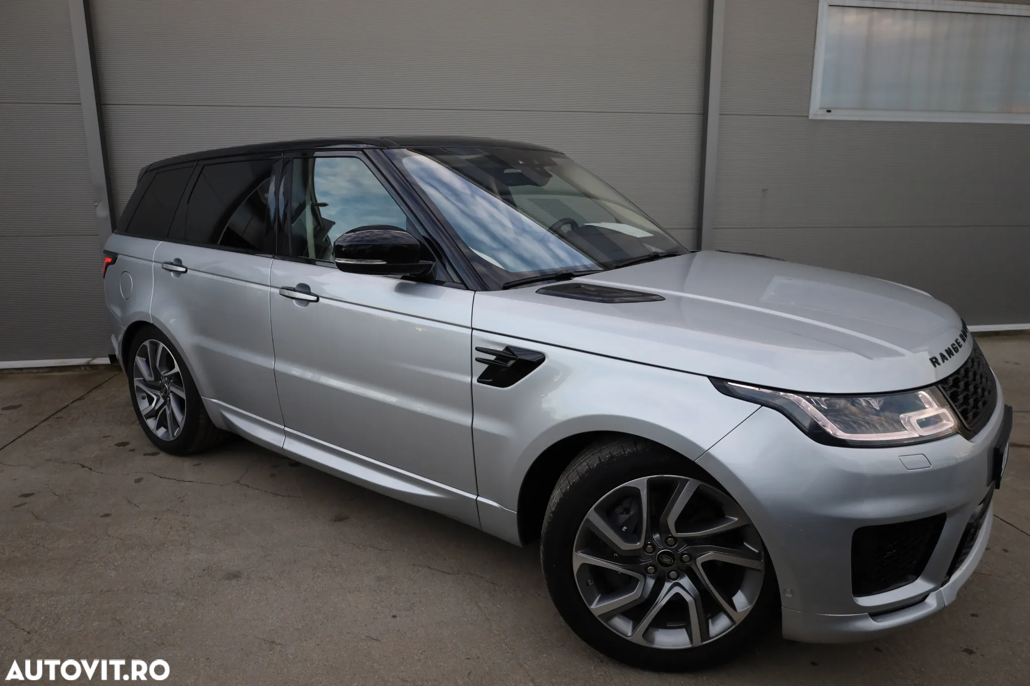 Land Rover Range Rover Sport - 9