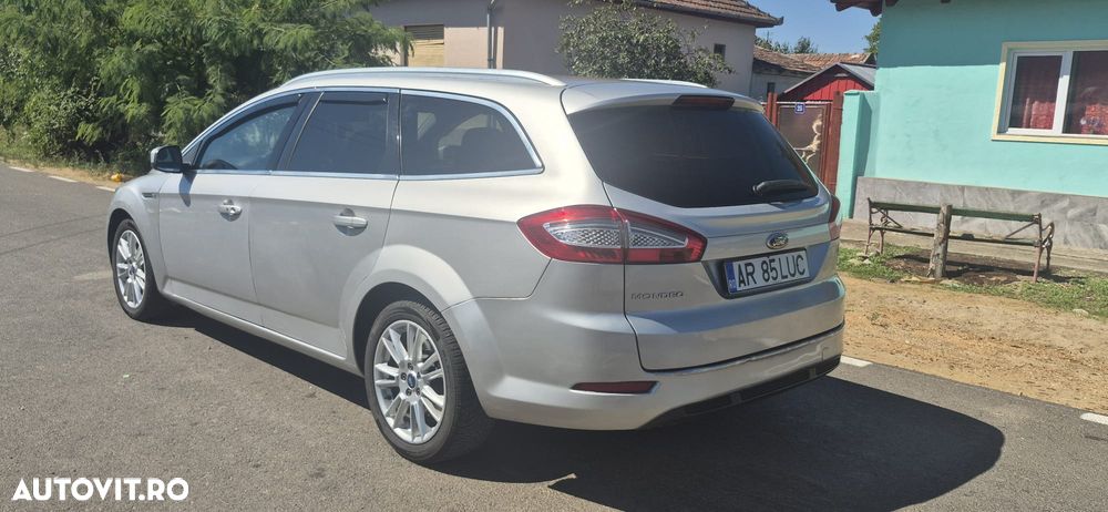 Ford Mondeo - 4