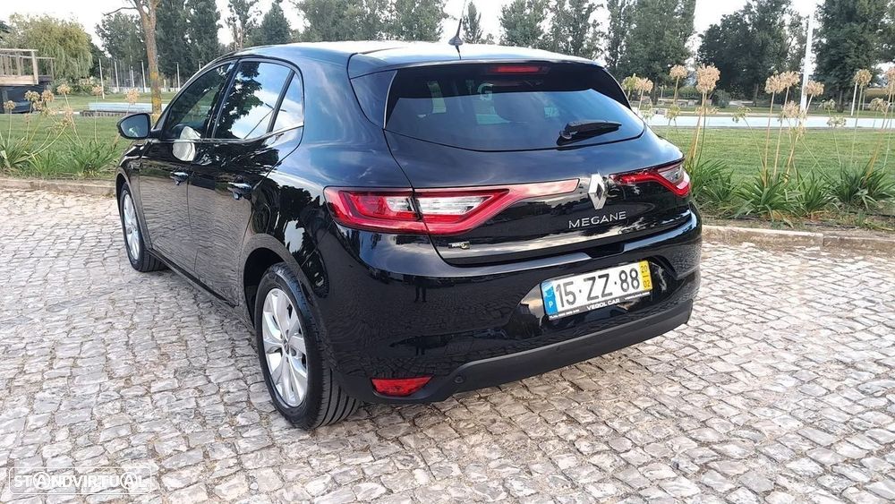 Renault Mégane 1.5 Blue dCi Limited - 5