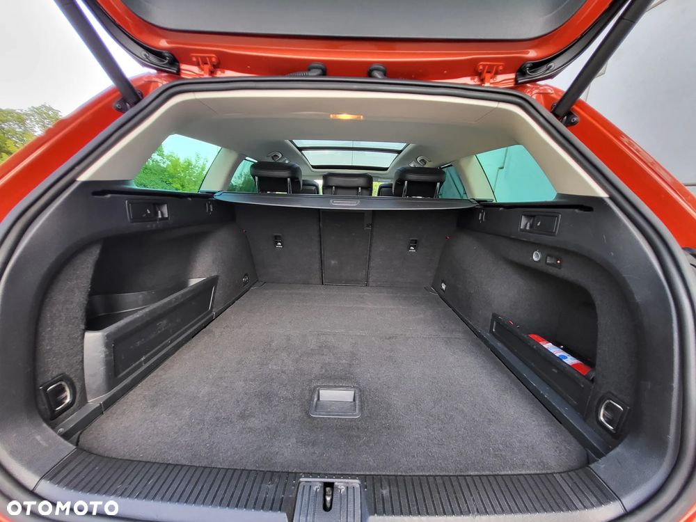 Volkswagen Passat Alltrack - 27