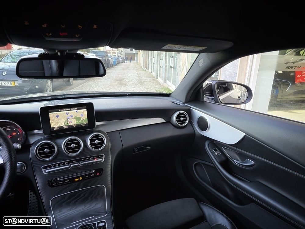 Mercedes-Benz C 220 d Coupe 9G-TRONIC AMG Line - 27