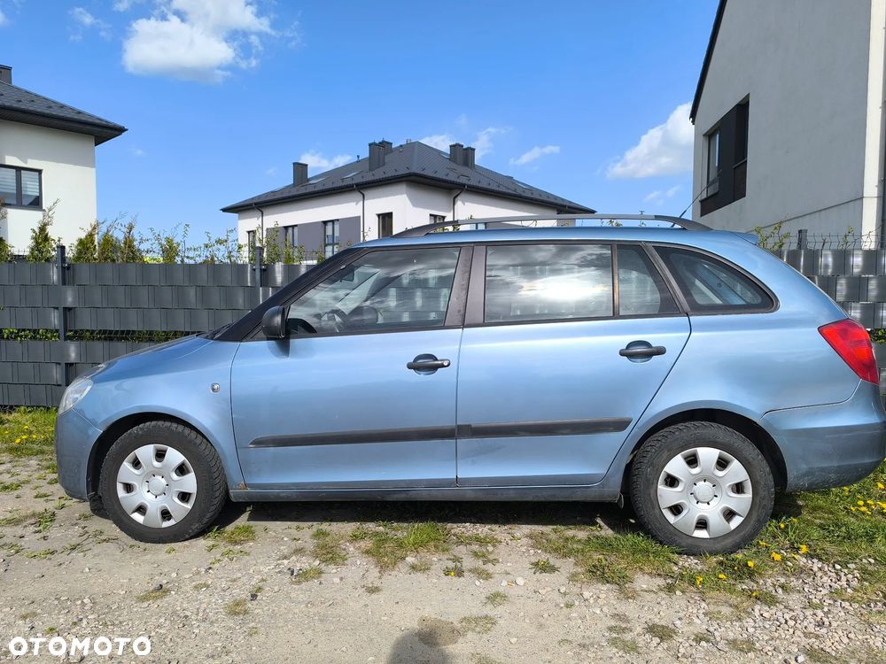 Skoda Fabia 1.4 16V Ambiente - 5