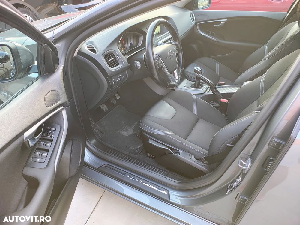 Volvo V40 D2 RDesign - 21