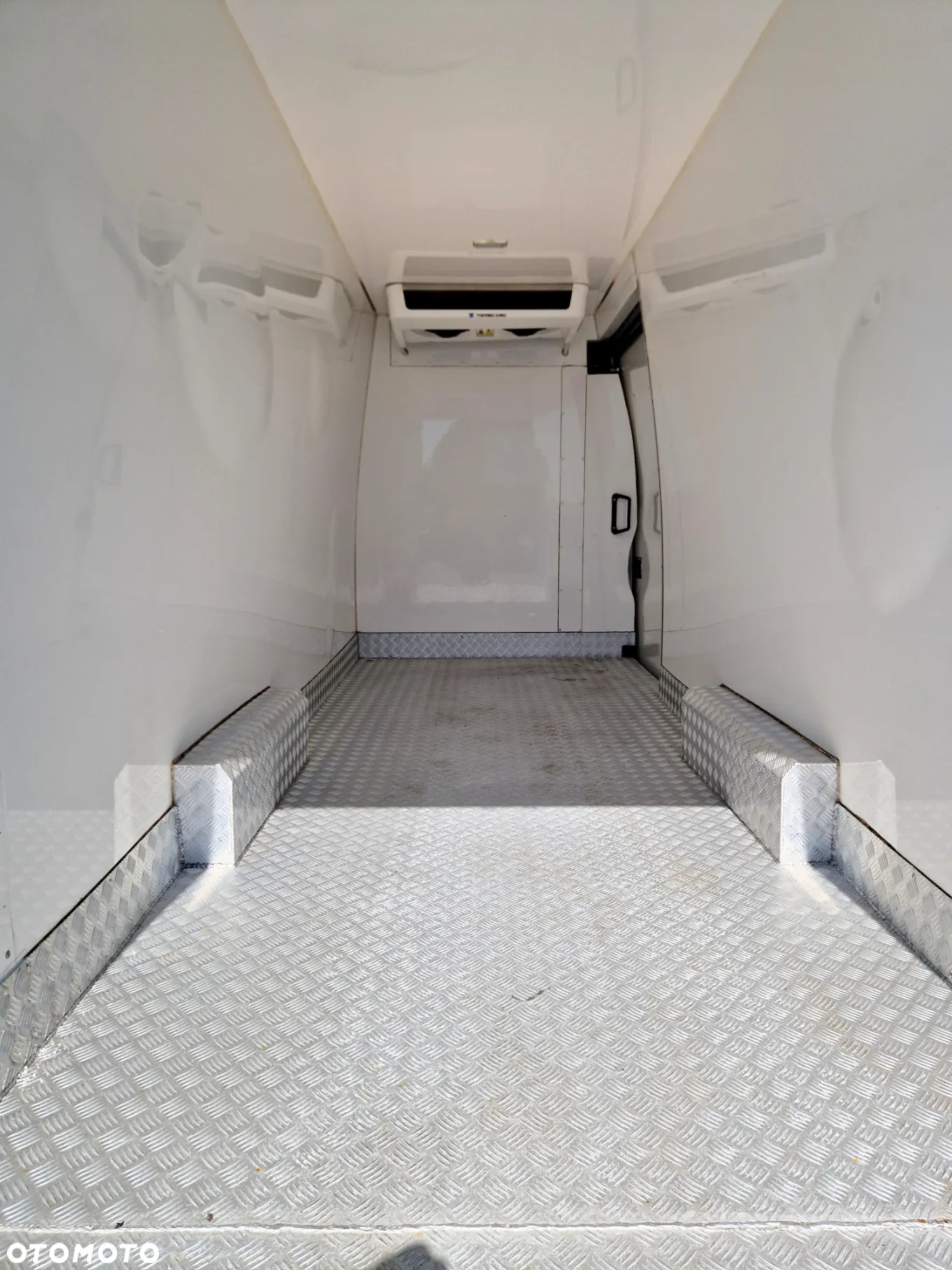 Iveco 35S15 2,3 HPI 150 KONNY MAX MAXI CHŁODNIA THERMO KING V 300 MAX 133T/KM PRZEBIEGU GWARANCJA KAMERA - 31