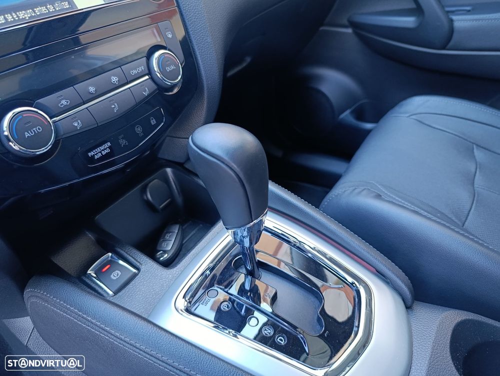 Nissan Qashqai 1.6 dCi Tekna J19 Xtronic - 11