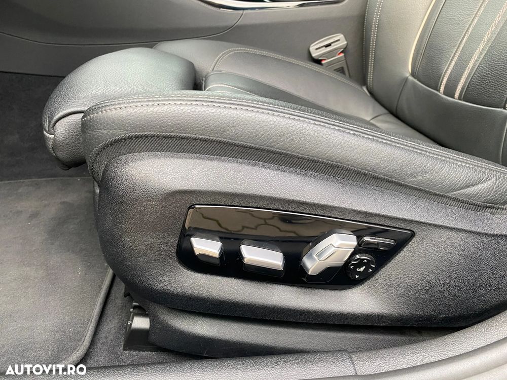 BMW Seria 5 540d xDrive AT MHEV - 16