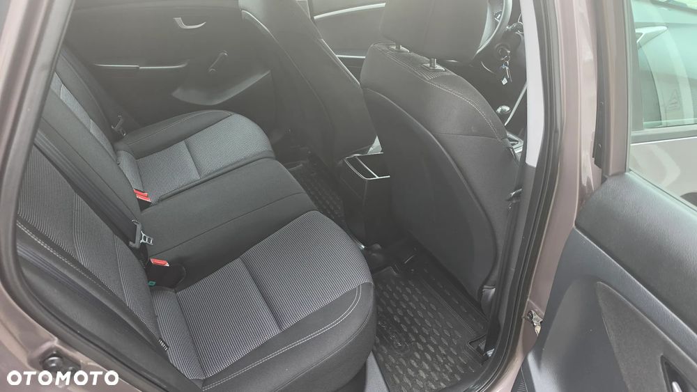 Hyundai i30 1.4 Advantage - 12