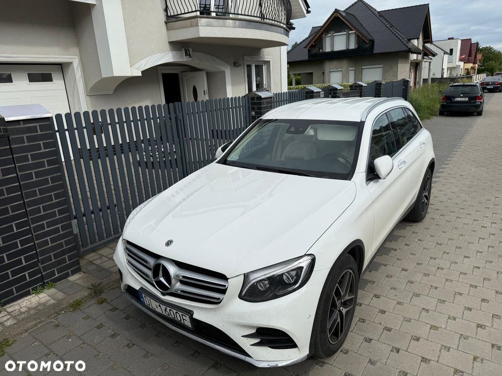 Mercedes-Benz GLC - 6