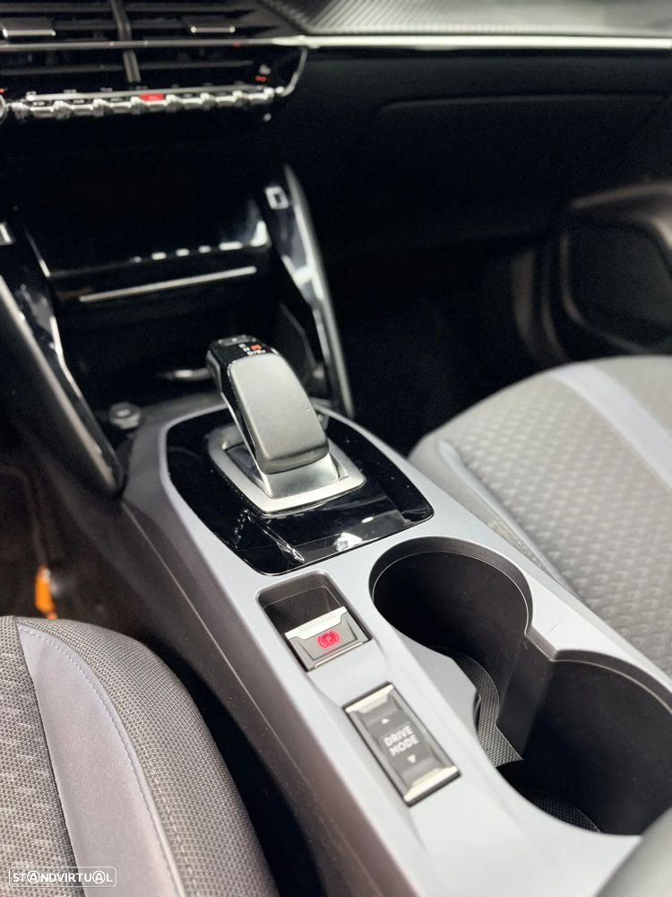 Peugeot e-2008 50 kWh Allure - 12