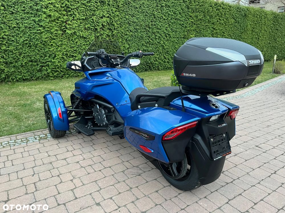 Can-Am Spyder - 4