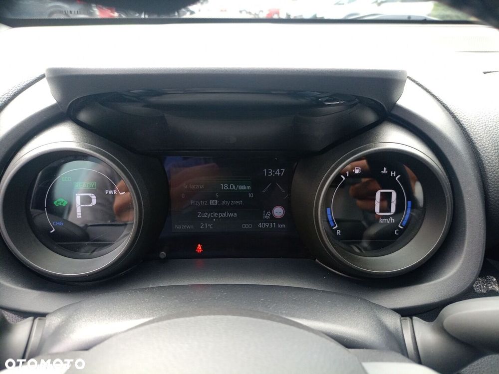 Toyota Yaris Hybrid 1.5 Comfort - 16