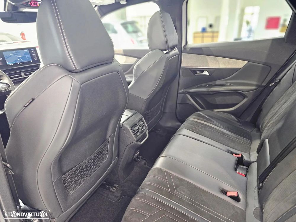 Peugeot 3008 1.5 BlueHDi GT Pack EAT8 - 20