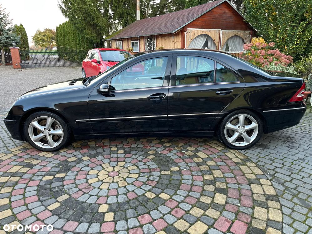 Mercedes-Benz Klasa C 220 CDI Automatik Avantgarde DPF - 8