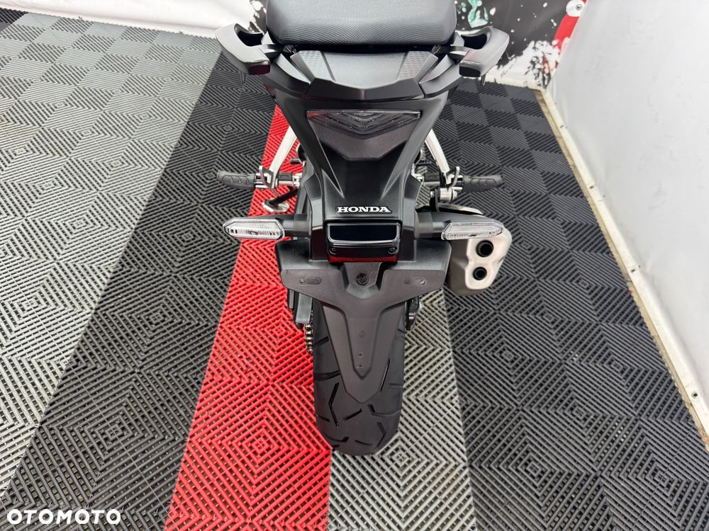 Honda CB - 20