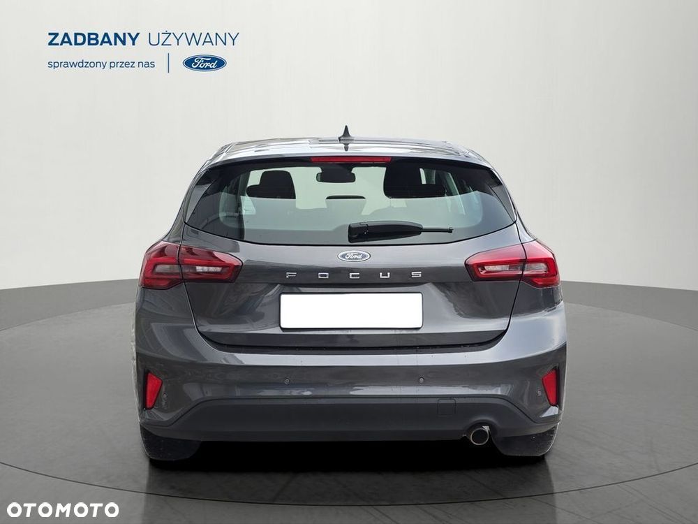 Ford Focus - 10