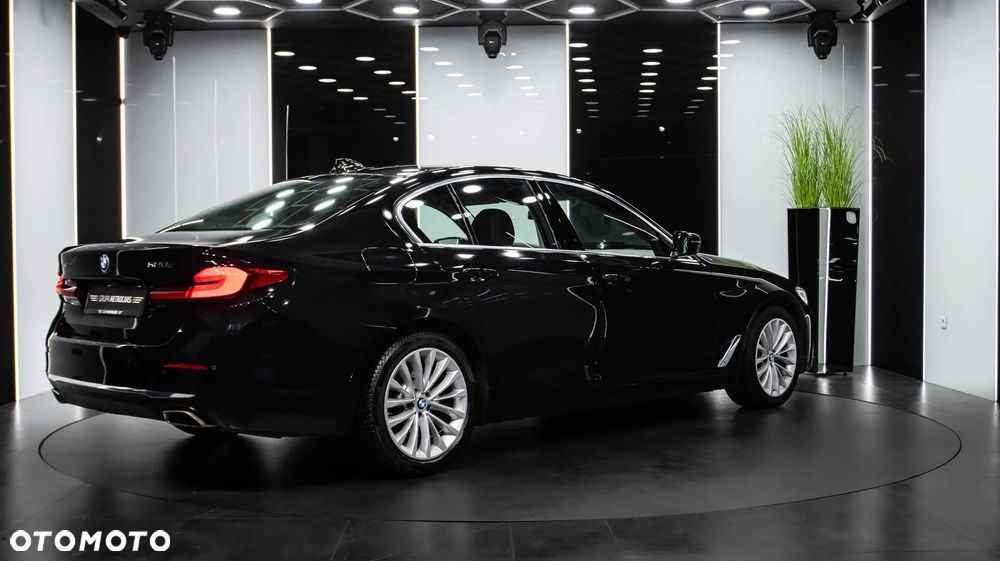 BMW Seria 5 520d xDrive Luxury Line - 7