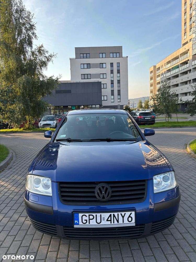 Volkswagen Passat 1.9 TDI Comfortline - 3
