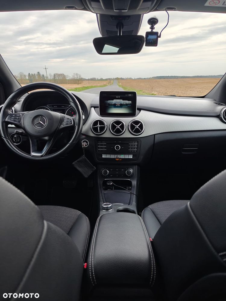 Mercedes-Benz Klasa B 180 CDI 7G-DCT - 7