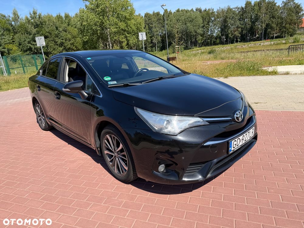 Toyota Avensis 2.0 D-4D Premium - 3