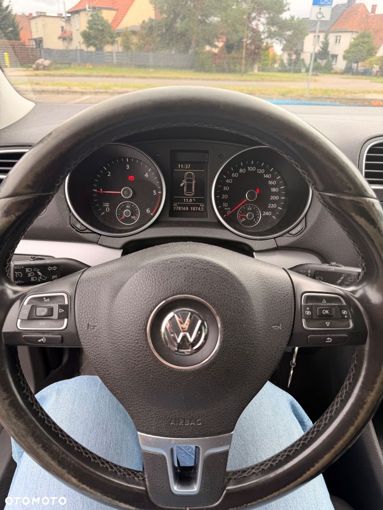 Volkswagen Golf 2012 photo 5