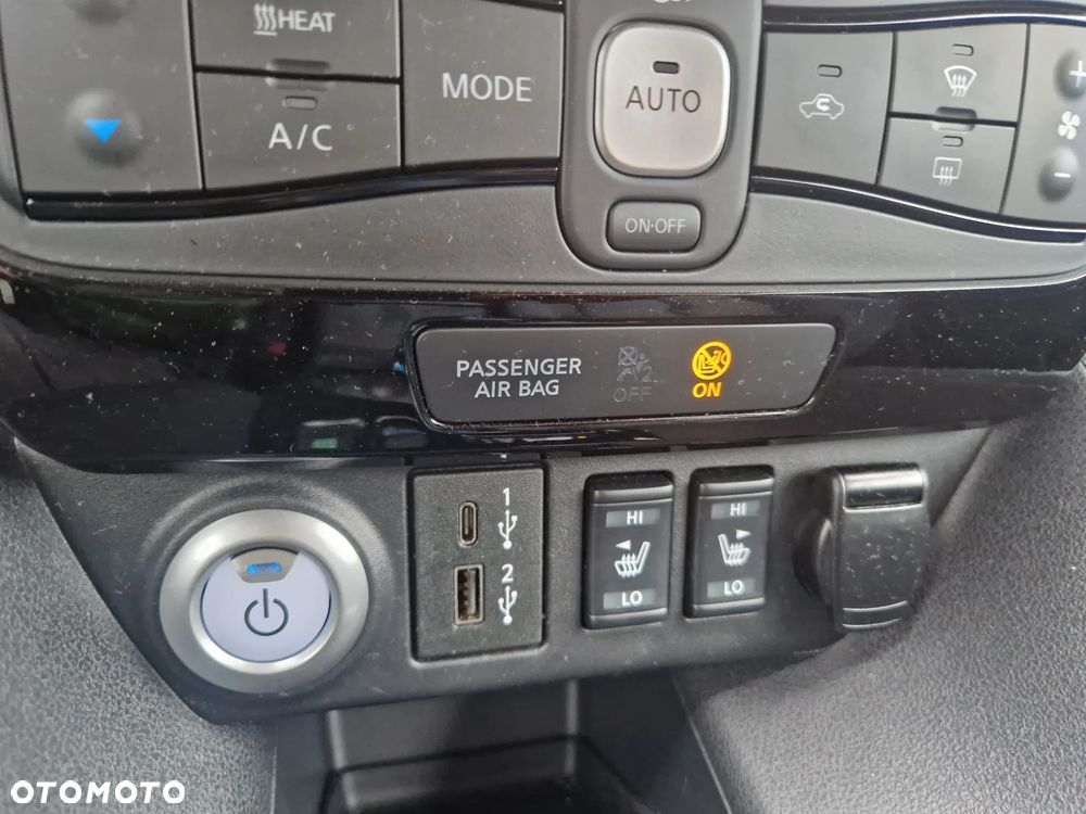 Nissan Leaf - 13