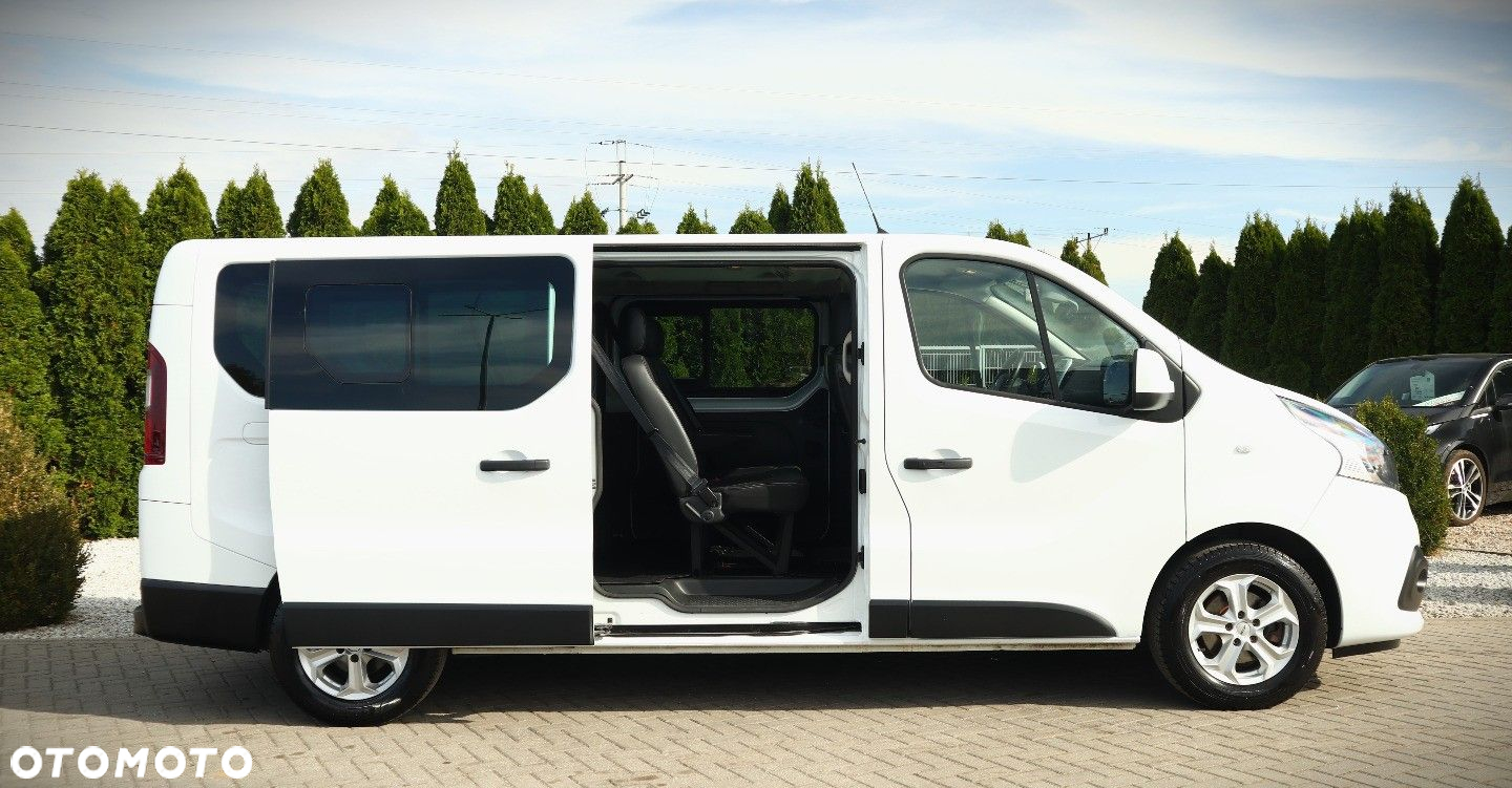 Nissan NV300 - 10