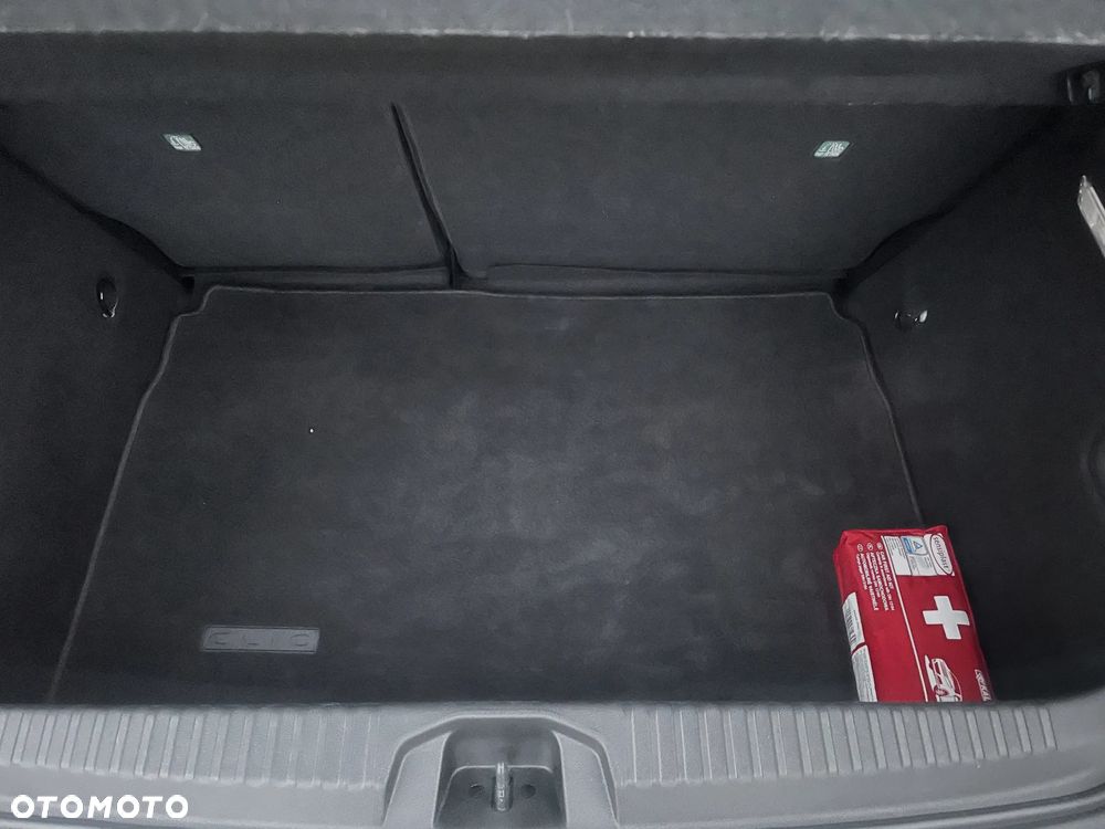 Renault Clio 1.0 TCe Intens - 34