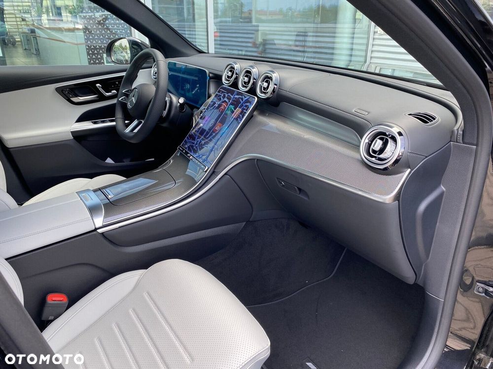 Mercedes-Benz GLC - 20