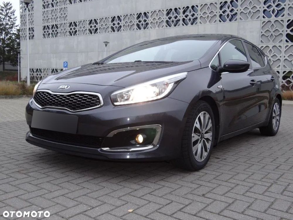 Kia Ceed 1.6 CRDi L Business Line DCT - 7