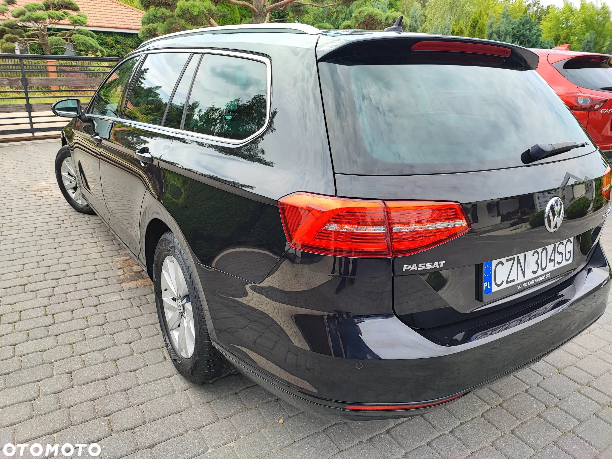 Volkswagen Passat Variant 1.6 TDI (BlueMotion Technology) DSG Comfortline - 19
