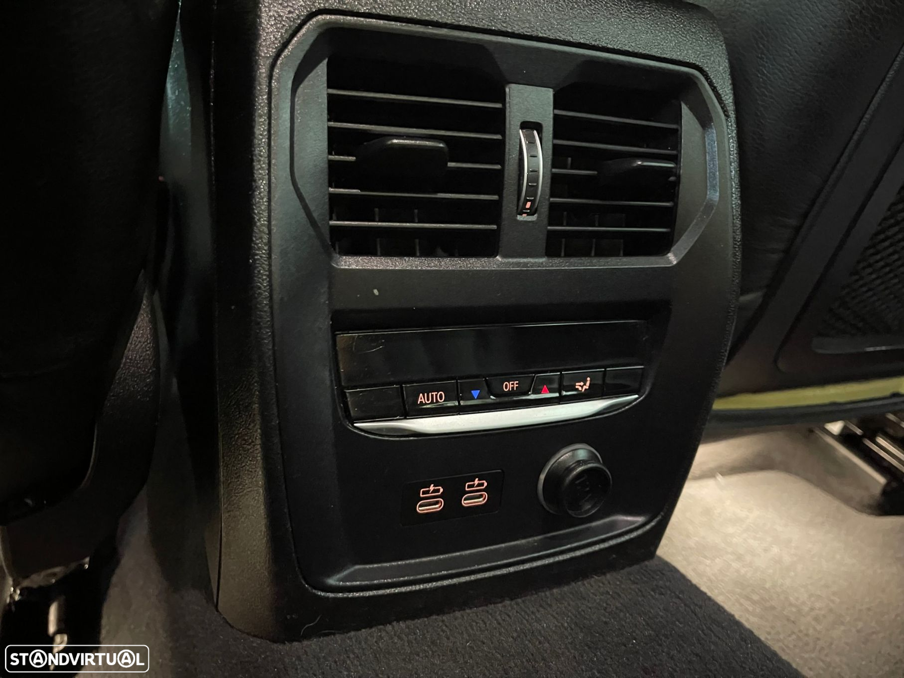 BMW 330 e Auto - 28