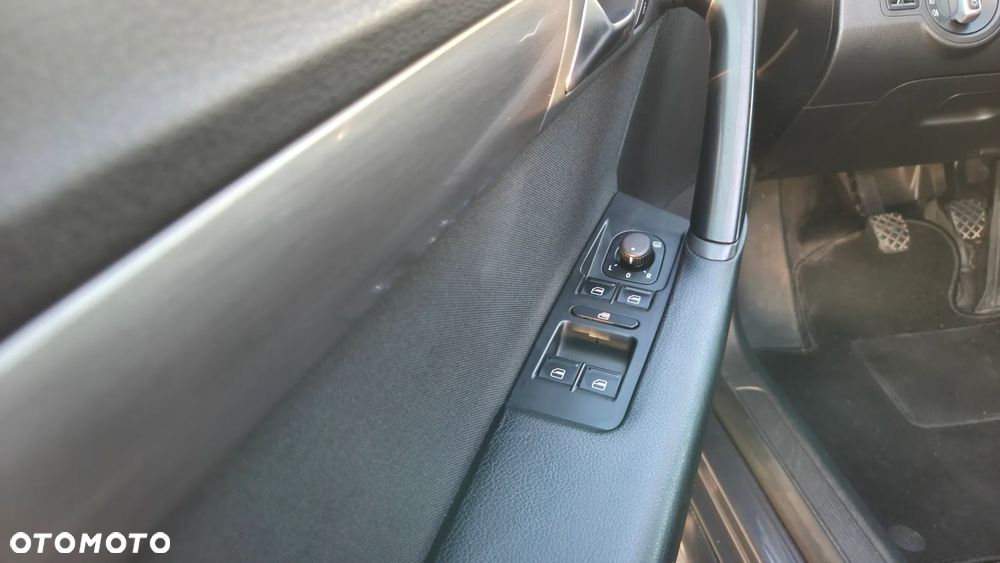 Volkswagen Passat 2.0 TDI Comfortline - 10