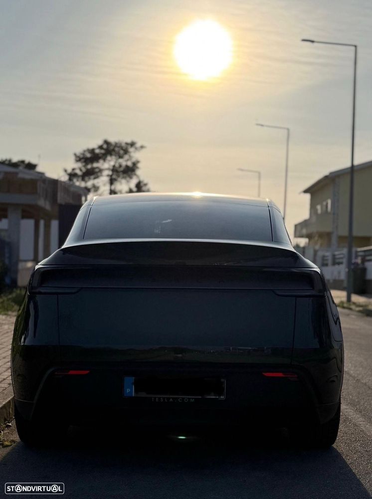 Tesla Model Y Tração Traseira - 3