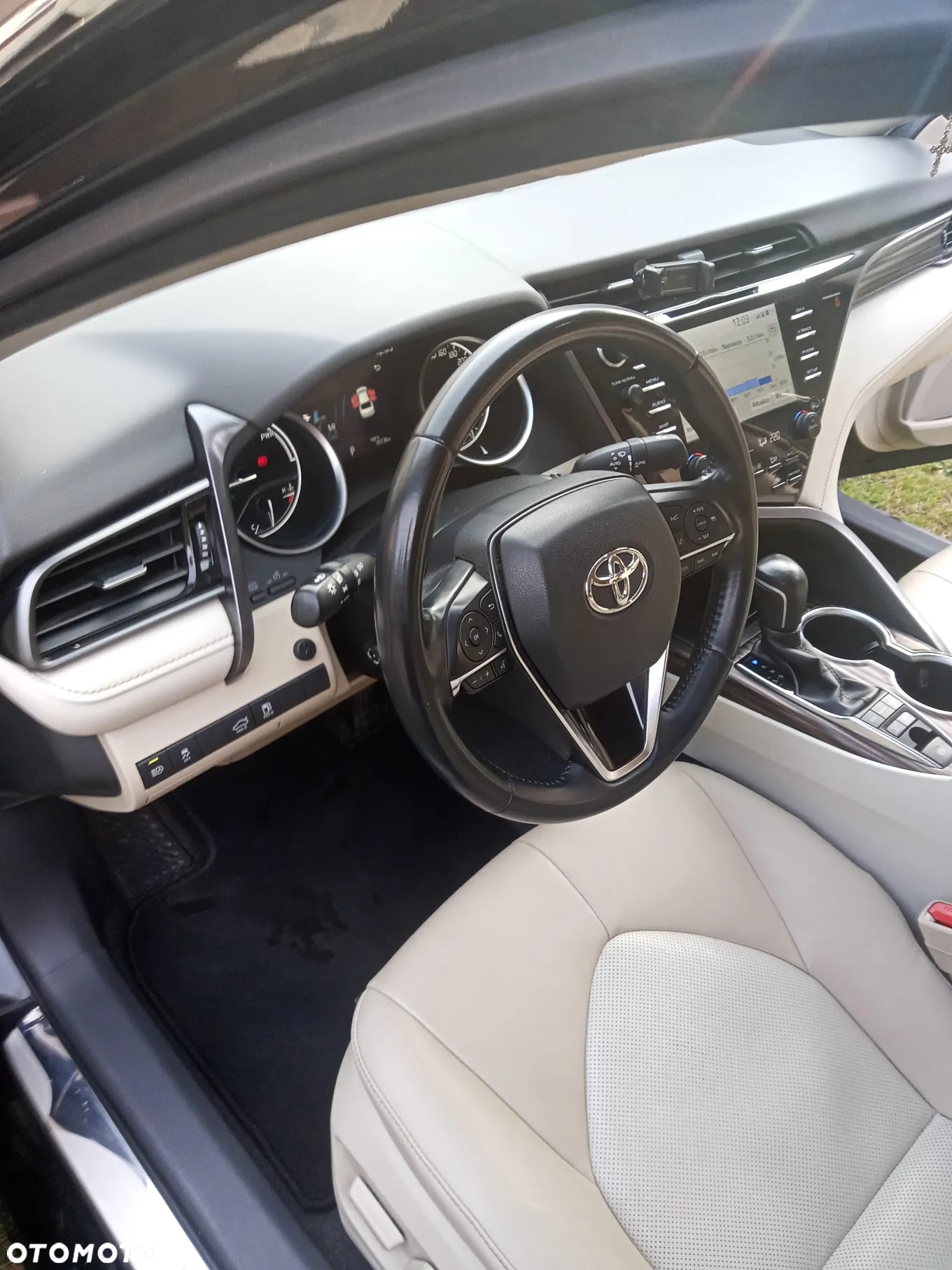 Toyota Camry 2.5 Hybrid Executive CVT - 5